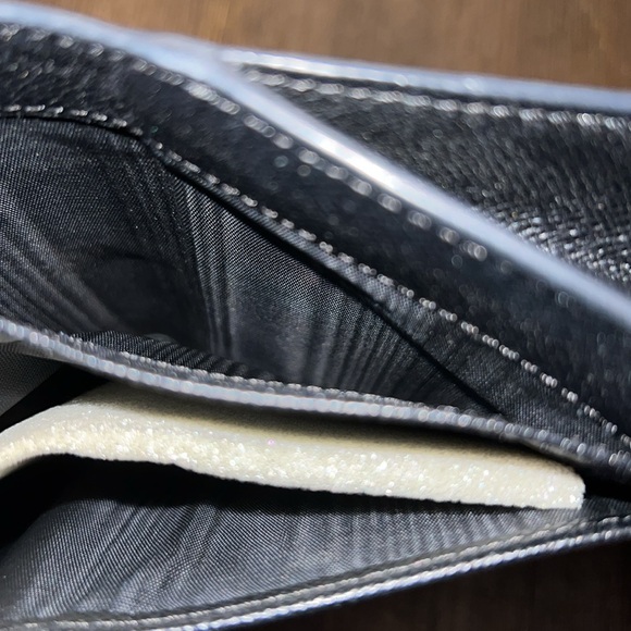 EUC CELINE WALLET BROWN & BLACK W/ HORSE & CARRIAGE - Picture 8 of 13